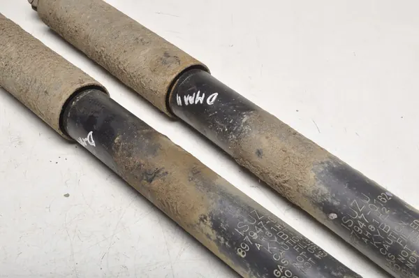 ISUZU D-MAX II 1.9 DDI Ammortizzatori Posteriori Set 897947-0162 image 4