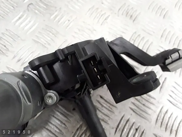 Scheibenwischermotor Opel Corsa E OEM 13443959 Gebraucht image 4
