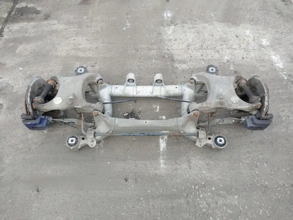 OEM 6770828 Silentblock de Travesaño Trasero BMW E60 image 2