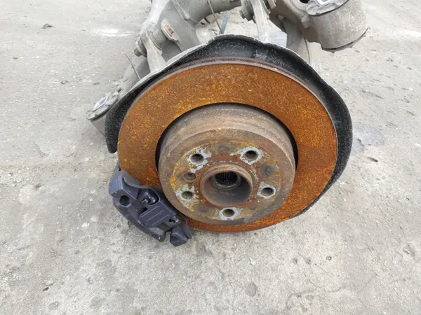 OEM 6770828 Silentblock de Travesaño Trasero BMW E60 image 5