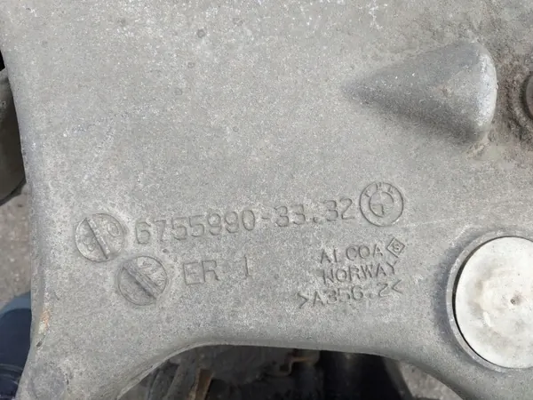OEM 6770828 Silentblock de Travesaño Trasero BMW E60 image 7