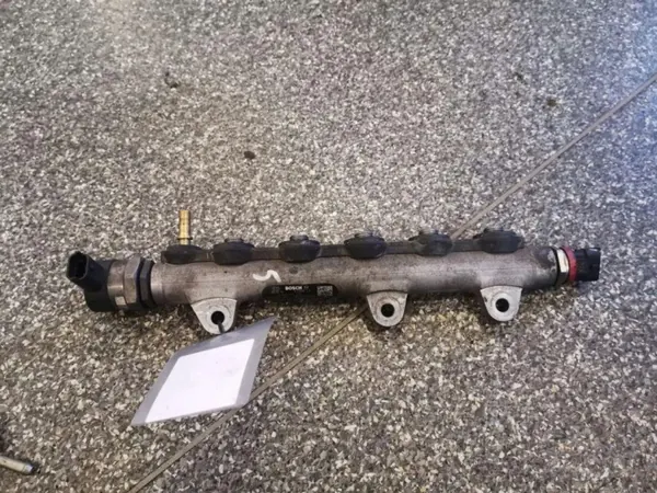 Molde de inyección OEM 8200610223 para Nissan Qashqai image 2