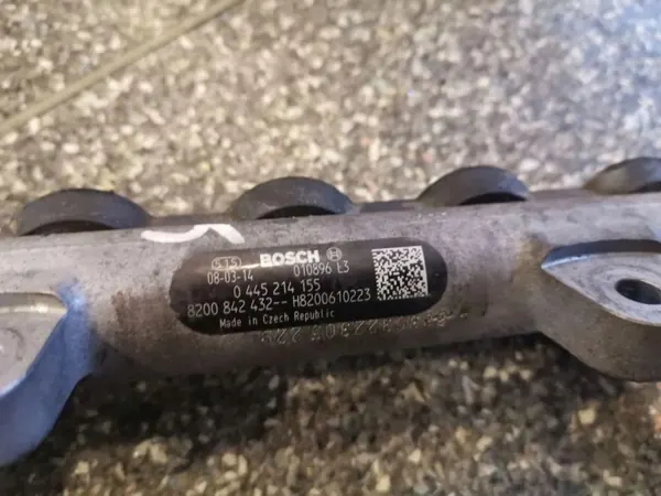 Molde de inyección OEM 8200610223 para Nissan Qashqai image 3