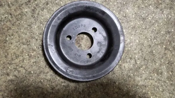 Stuurpomp katrol OEM 2246719 voor BMW 5 E39 image 2