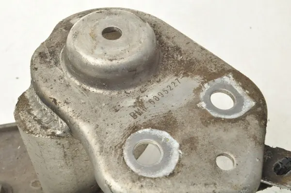 BMW G26 Bakre underrede balktäckning OEM 9884696 image 9