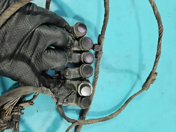 Parkeringssensorer PDC bak VW Passat B7 3AF971104M 5KD919275 image 3