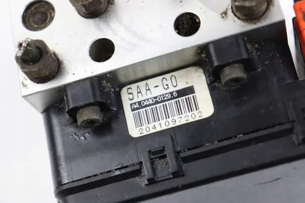 Honda OE SAA-G0 ABS-pomp - Gebruikte Staat image 4