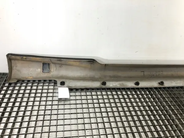 OEM A2086981054 Linker dorpelbeschermer Mercedes C208 image 7
