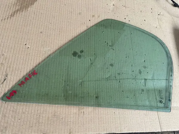 Fenêtre de porte avant droite Renault Trafic II Opel Vivaro A OEM VHB4459 image 1