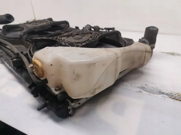 Radiador de agua NISSENS Subaru Forester SH 2008 image 7