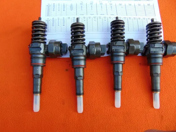 Inyectores OEM 038130073AC para 1.9TDI 115CV (4uds) image 3