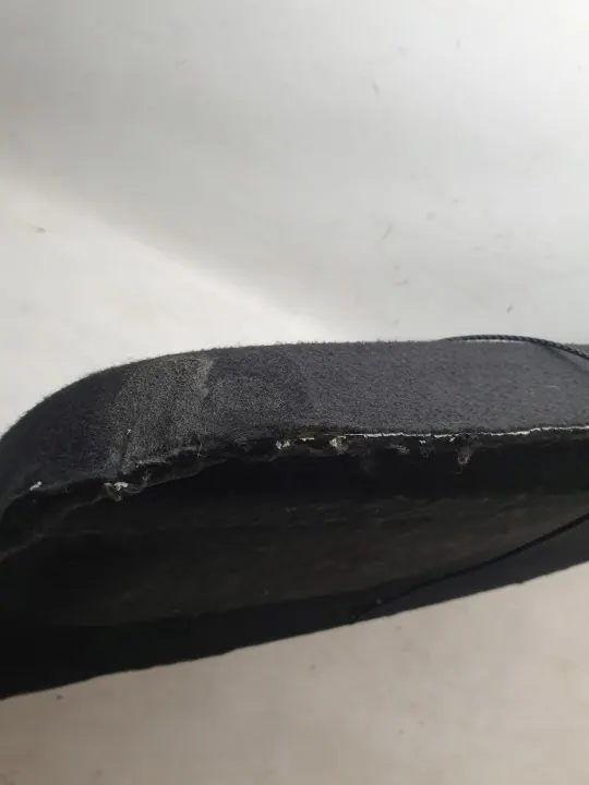 Estante Trasera Toyota Yaris III OEM 64330-0D240 Usada image 10