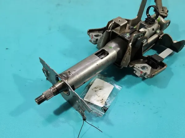 Rattstolpe korsled OEM 48200-79J60 Suzuki image 8
