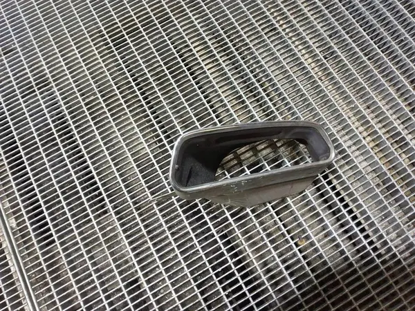 Ponta de escape AUDI A6 AVANT 4G0253825P 2016 image 1