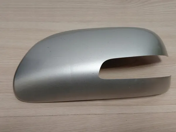 Cache de rétroviseur gauche Toyota Avensis T25 OEM 1C0 image 2