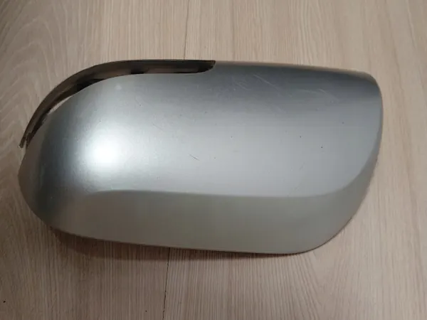 Cache de rétroviseur gauche Toyota Avensis T25 OEM 1C0 image 3