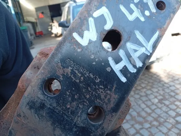 Jeep WJ 4.7 Poutre Support Boîte OEM 52058940AD image 4
