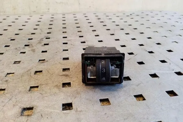 Zetelverwarmingsknop AUDI Q7 2007 image 2