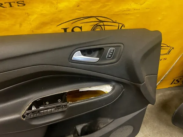OEM GJ54-S23943-CG Etuoven Sisustus Vasen Ford Escape image 3