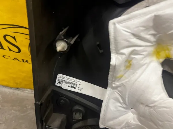 OEM GJ54-S23943-CG Etuoven Sisustus Vasen Ford Escape image 7