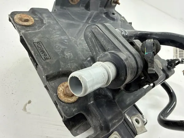 Gebrauchter Ford OEM GN139E857A Kraftstoffdampf-Kohlefilter image 7