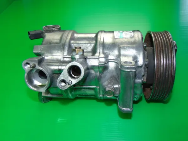 Klimakompressor 5N0820803 gebraucht OEM für VW image 4