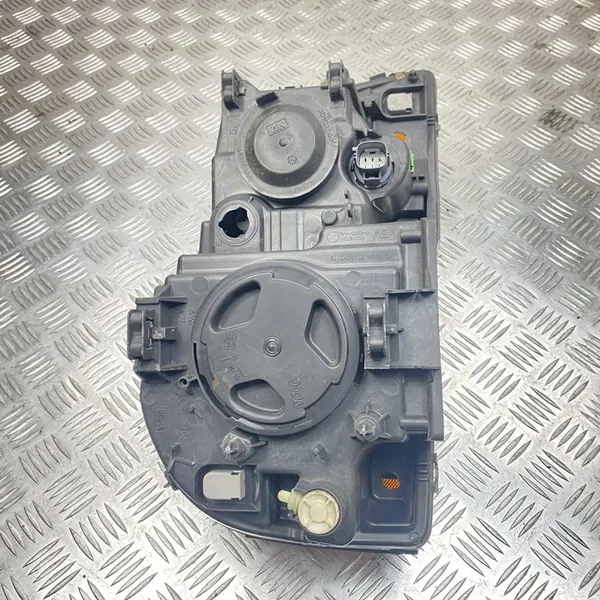 Vasen Etuvalaisin Volvo XC90 I Lift 30784151 image 3