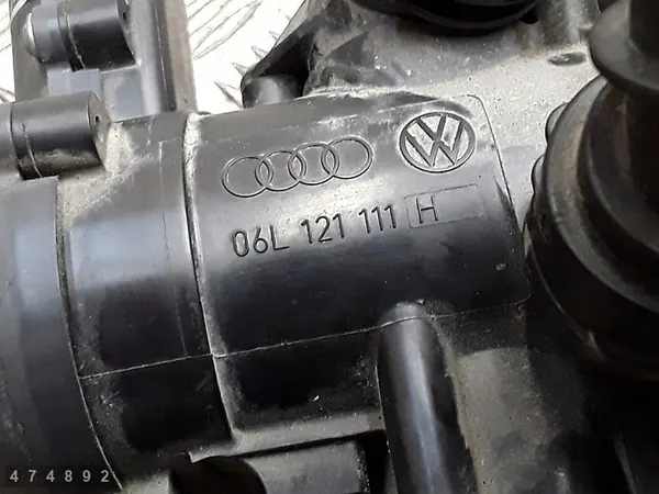 Bomba de agua de calefacción Skoda Octavia 2017 2000tsi 06l121012h image 10