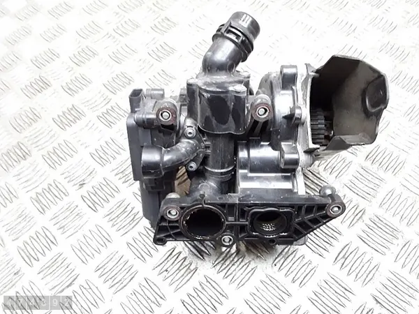 Bomba de agua de calefacción Skoda Octavia 2017 2000tsi 06l121012h image 6