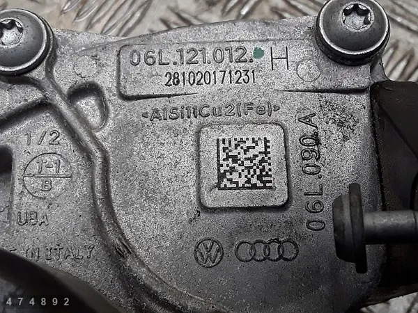 Bomba de agua de calefacción Skoda Octavia 2017 2000tsi 06l121012h image 9