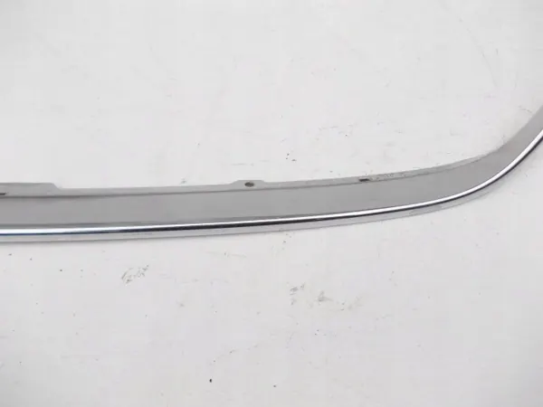 OEM 90092065 Moldura farol dianteiro esquerdo VW Arteon image 3