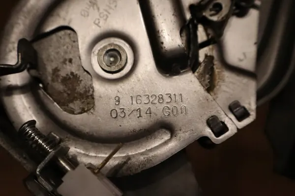 Chevrolet Camaron käsijarruvipu OEM 16328311 image 3