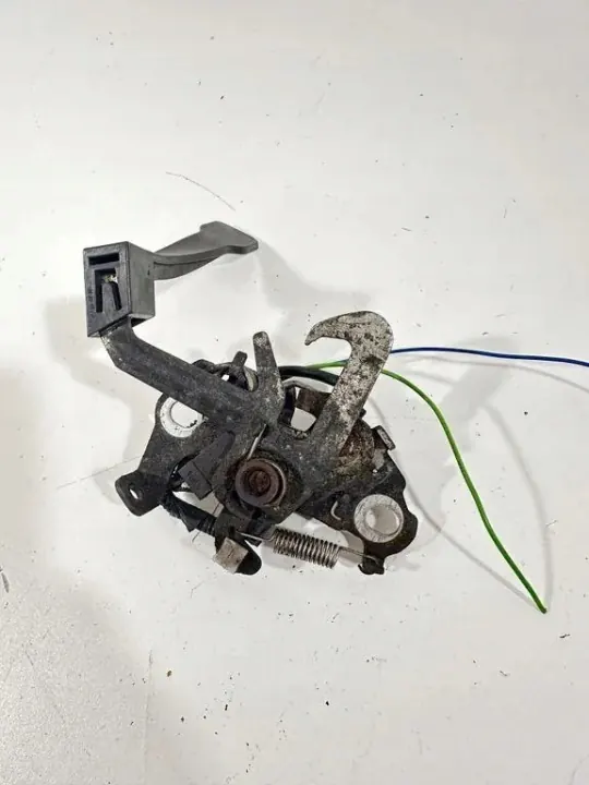 Fecho capô Peugeot 5008 2015 OEM 03012C1 - Usado image 2