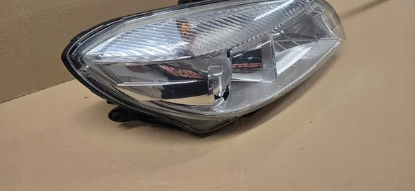 Farol dianteiro direito SKODA FABIA II LIFT image 3