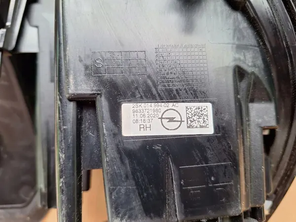 Luz trasera derecha Opel Mokka II B image 8