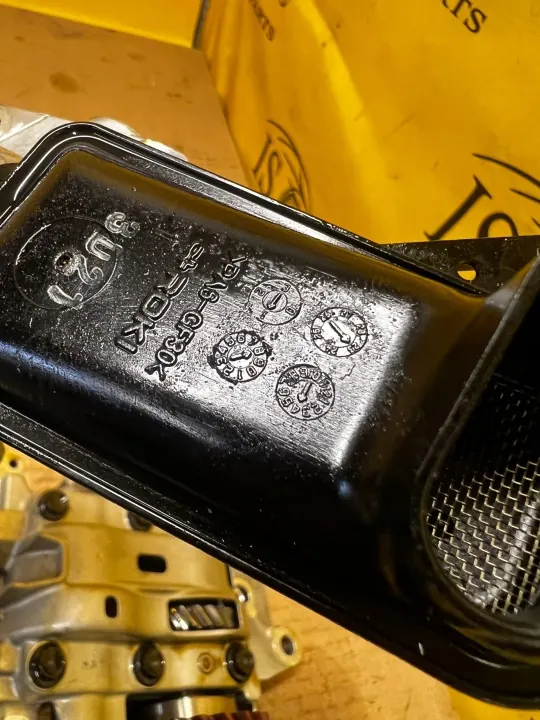 Bomba de óleo Toyota OEM 15100-25032 para RAV4 2.5 Híbrido image 8