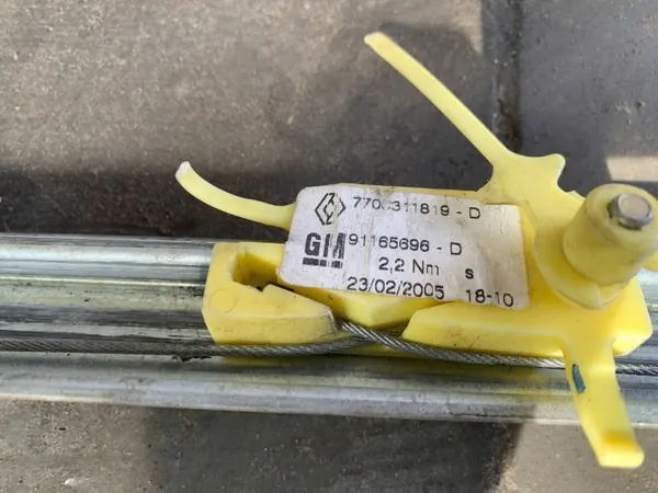 Höger fönsterregulator OEM 91165696 för Renault Trafic II image 3