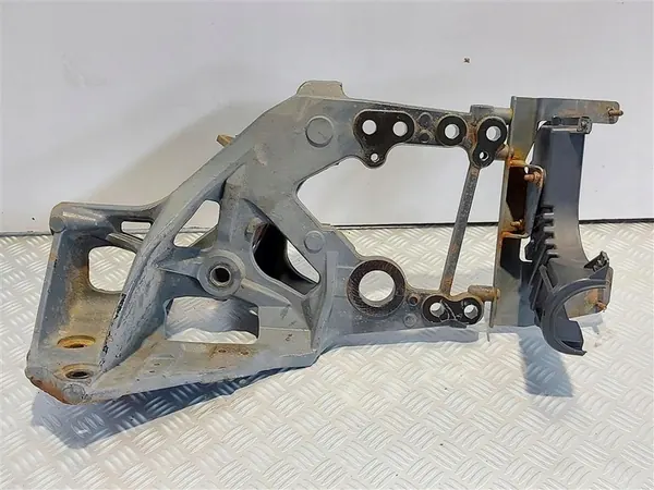 Support de ressort DAF XF 106 EURO 6 1849493 image 1