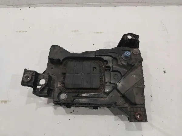 Tanque AdBlue usado OEM 12674101 para Peugeot 308 II image 2