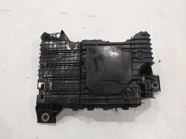 Tanque AdBlue usado OEM 12674101 para Peugeot 308 II image 3