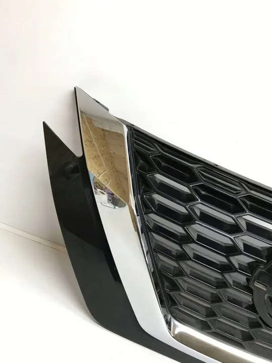Nissan Juke II F16 2022 Grill OEM 623106PA0A image 4