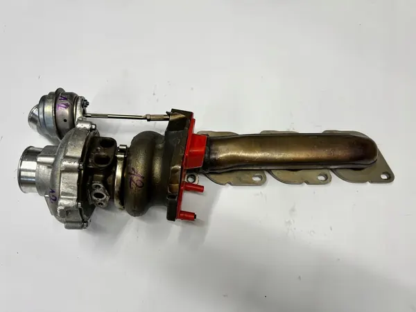 Turbo izquierdo Mercedes 4.7L AMG A2780903580 image 2