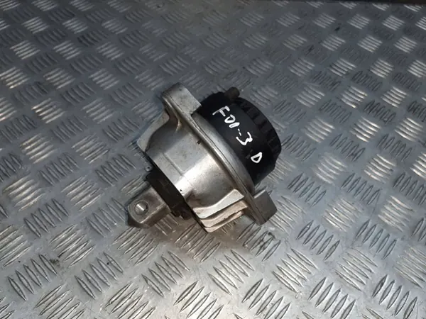 BMW 7 F01 F02 F03 F04 2012 Rechter Motorsteun image 2