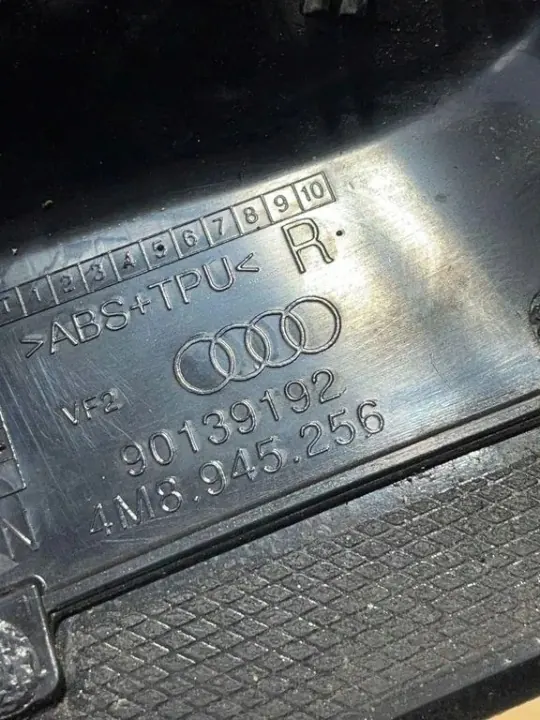 Cache phare arrière droit Audi OE 90139192 - Occasion image 4