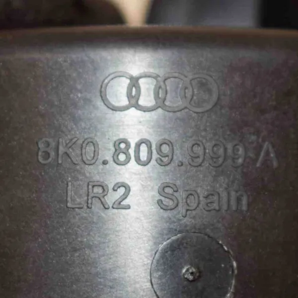Tanklock OEM 8K0809999A för Audi A4 2015 image 5