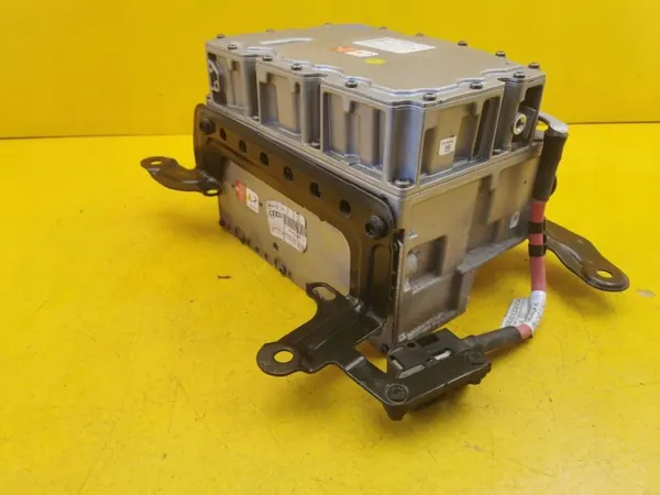 Audi Q8 Omvormer OEM 4M6907080A - Gebruikt image 6