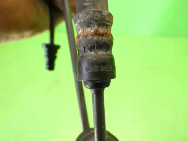Kopplingsslavcylinderrör OEM 1K1721465AC image 7