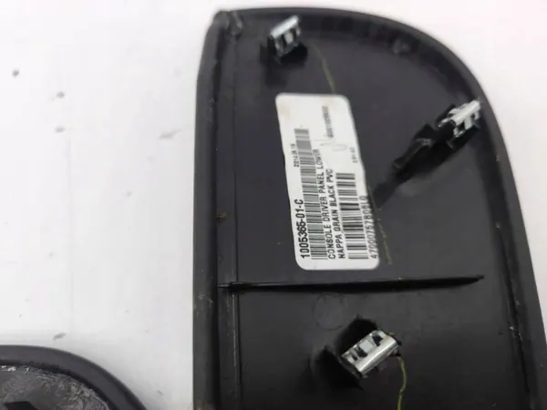 Tesla Model S keskikonsolin koriste vasen OEM 100536501C image 8