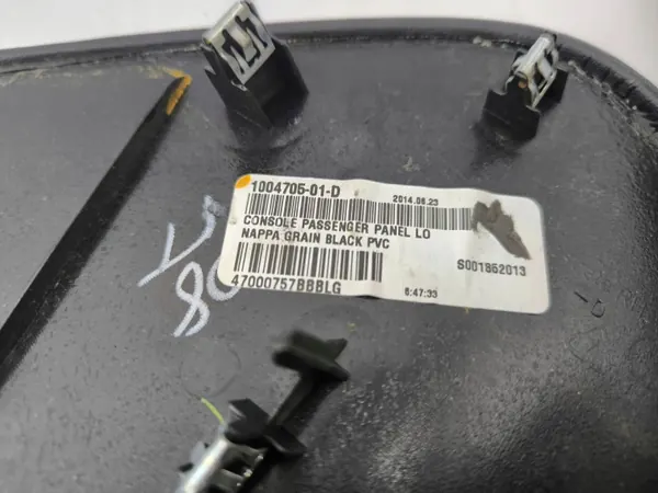 Tesla Model S keskikonsolin koriste vasen OEM 100536501C image 9