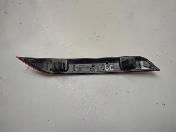 Takapuskuriheijastin VW Polo 6C vasen OEM image 4